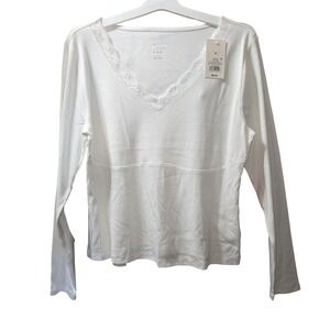 A New Day Women XL White Ribbed Long Sleeve Lace Trim V-Neck Top NWT